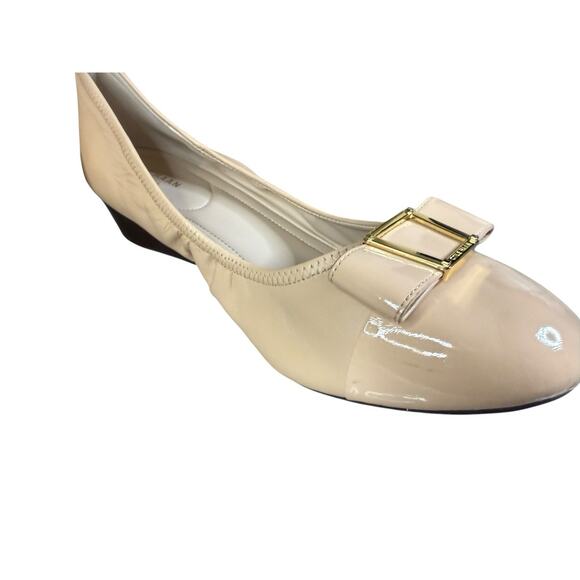 Elegant Cream Wedge Shoes - Picture 10 of 14